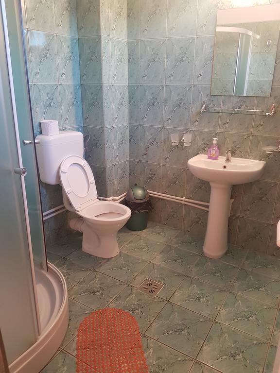 Cameră triplă